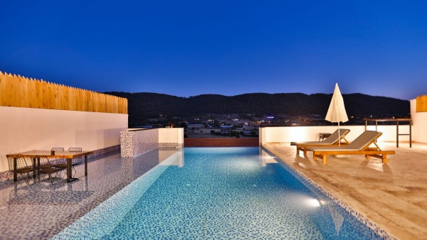 Muhafazakar Balayı Villa (Villa Zeyno)